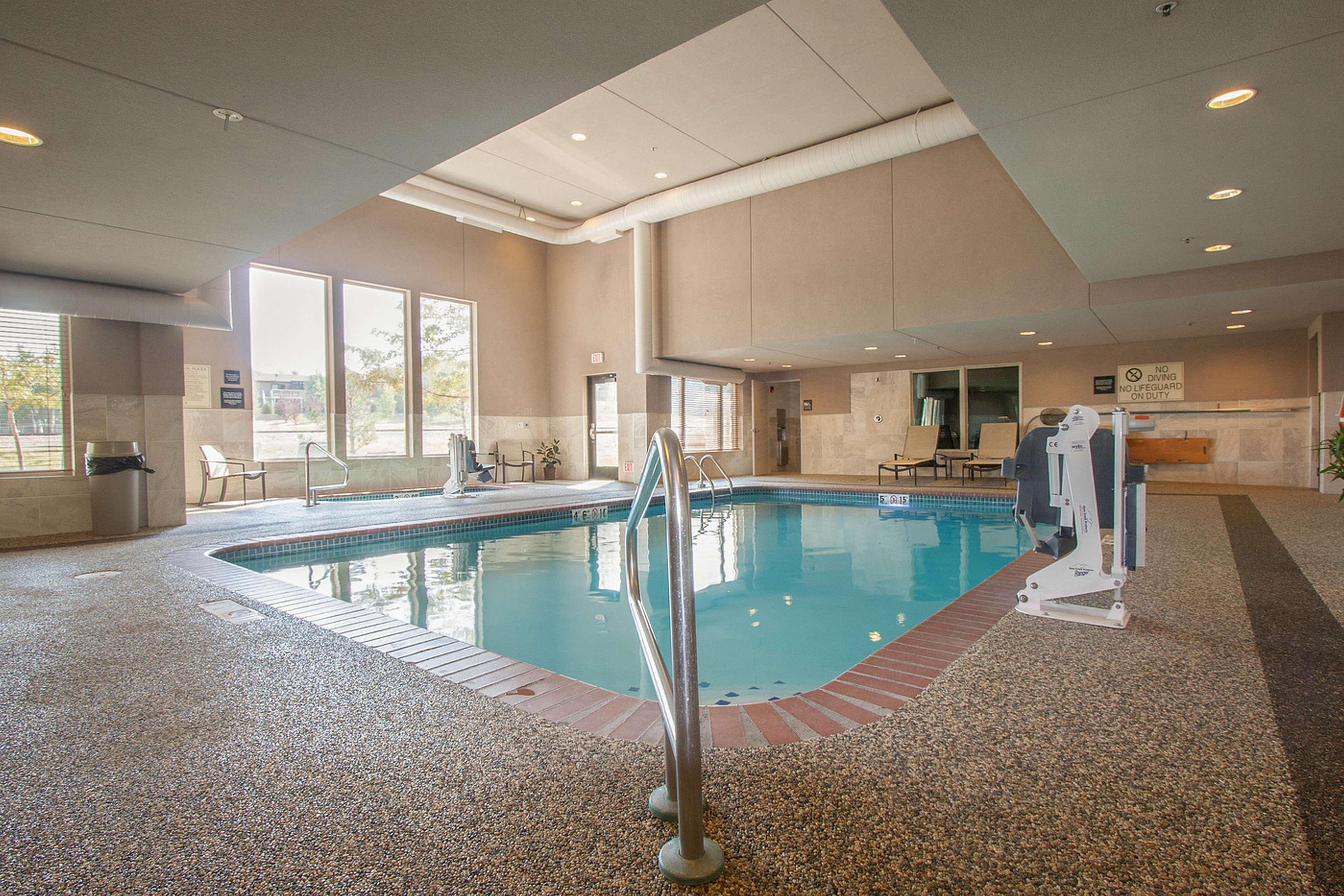 Hampton Inn - Грейт-Фолс Экстерьер фото